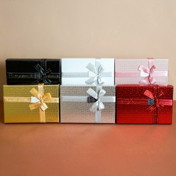 Gift Box Emboss Pita Valentine Merah