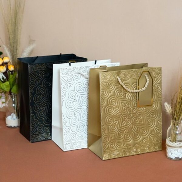 Paper Bag Emboss Ornamen Ulang Emas