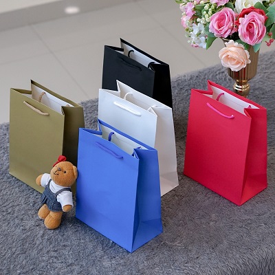Paper Bag Polos Emas